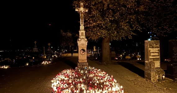 Výnimočná SPOMIENKA na zosnulých kňazov v Topoľčanoch